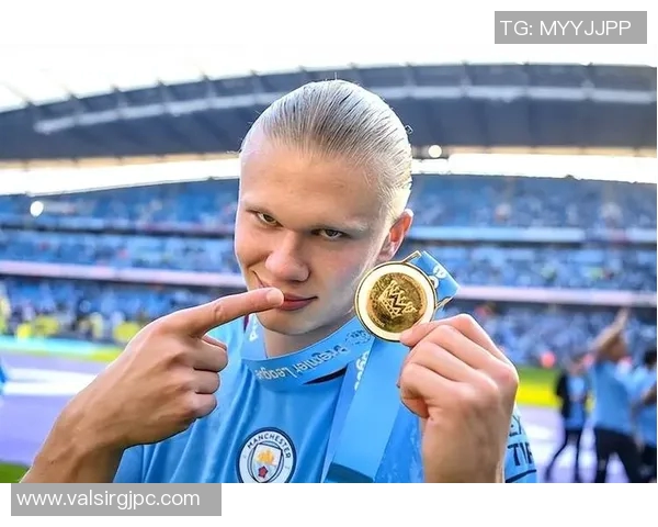 曼城夺得英超冠军，瓜帅成就卫冕之王